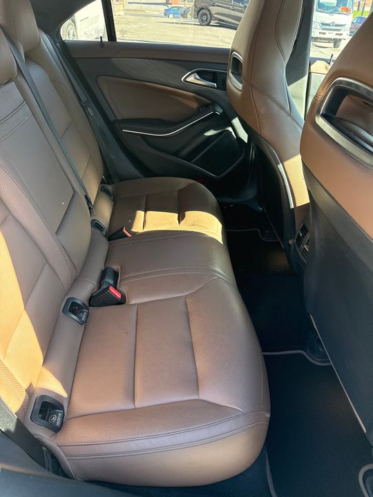 Mercedes-Benz CLA 250 2018 - Image 12