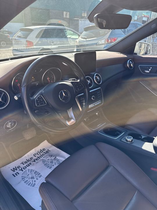 Mercedes-Benz CLA 250 2018 - Image 16