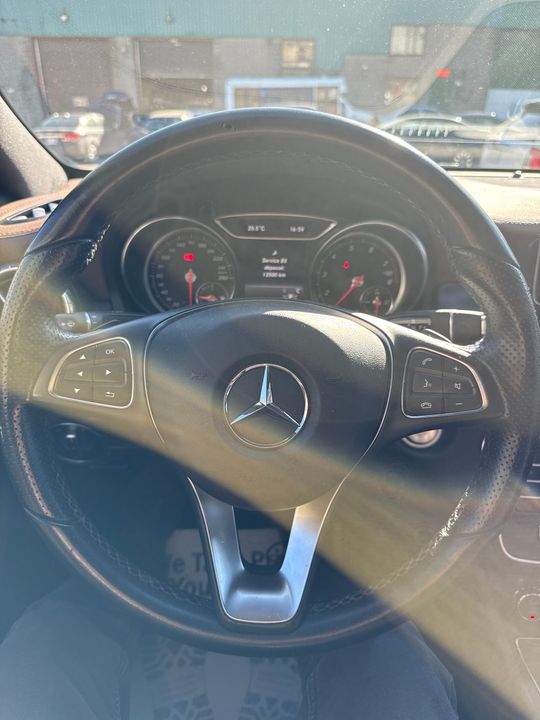 Mercedes-Benz CLA 250 2018 - Image 18