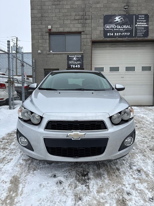 Chevrolet Sonic 2015 - Image 2