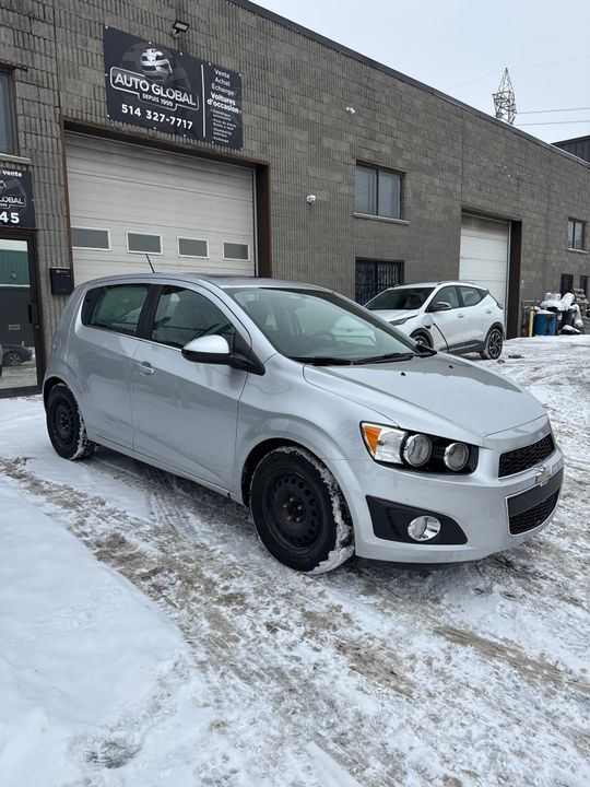 Chevrolet Sonic 2015 - Image 3