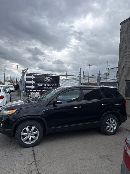 Kia Sorento 2011 - Image 7