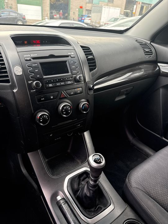 Kia Sorento 2011 - Image 22